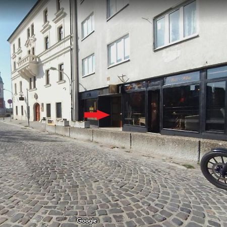 Oldtown Safari Lodge Bratislava Bagian luar foto