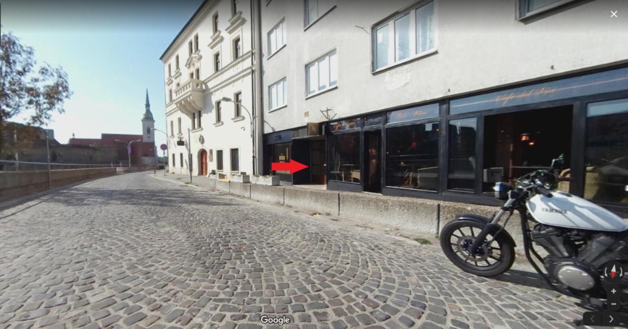 Oldtown Safari Lodge Bratislava Bagian luar foto